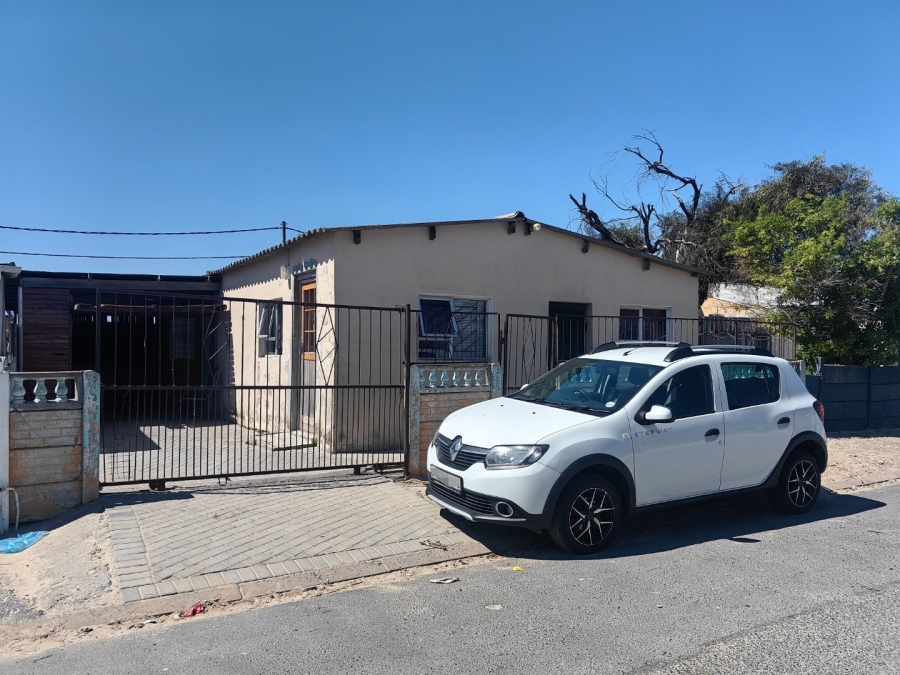 3 Bedroom Property for Sale in Roosendal Western Cape